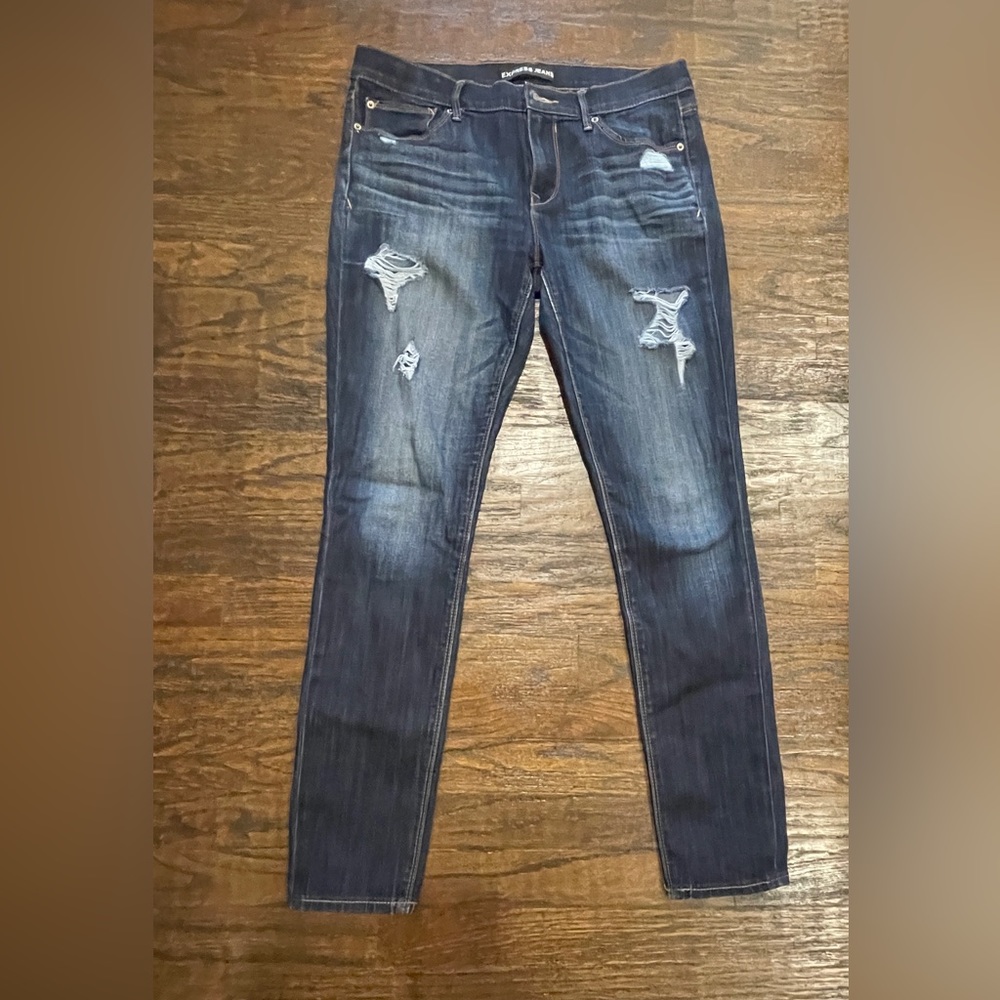 EXPRESS size 10 jean, legging mid-rise destroyed